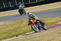 cadwell-park;cadwell-park-photographs;cadwell-trackday-photographs;enduro-digital-images;event-digital-images;eventdigitalimages;peter-wileman-photography;racing-digital-images;trackday-digital-images;trackday-photos